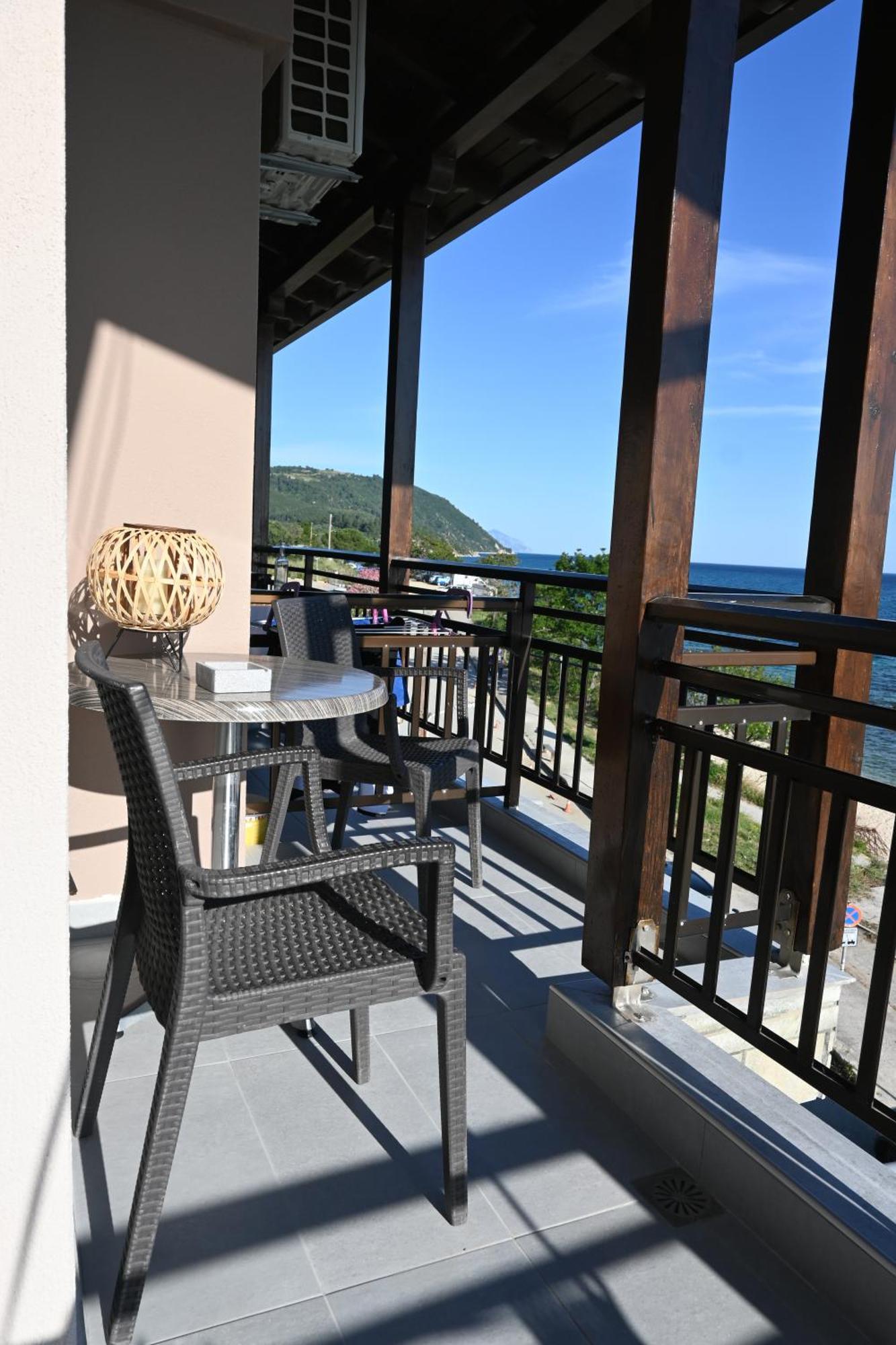 Maria Rooms To Let Ouranoupoli Eksteriør bilde