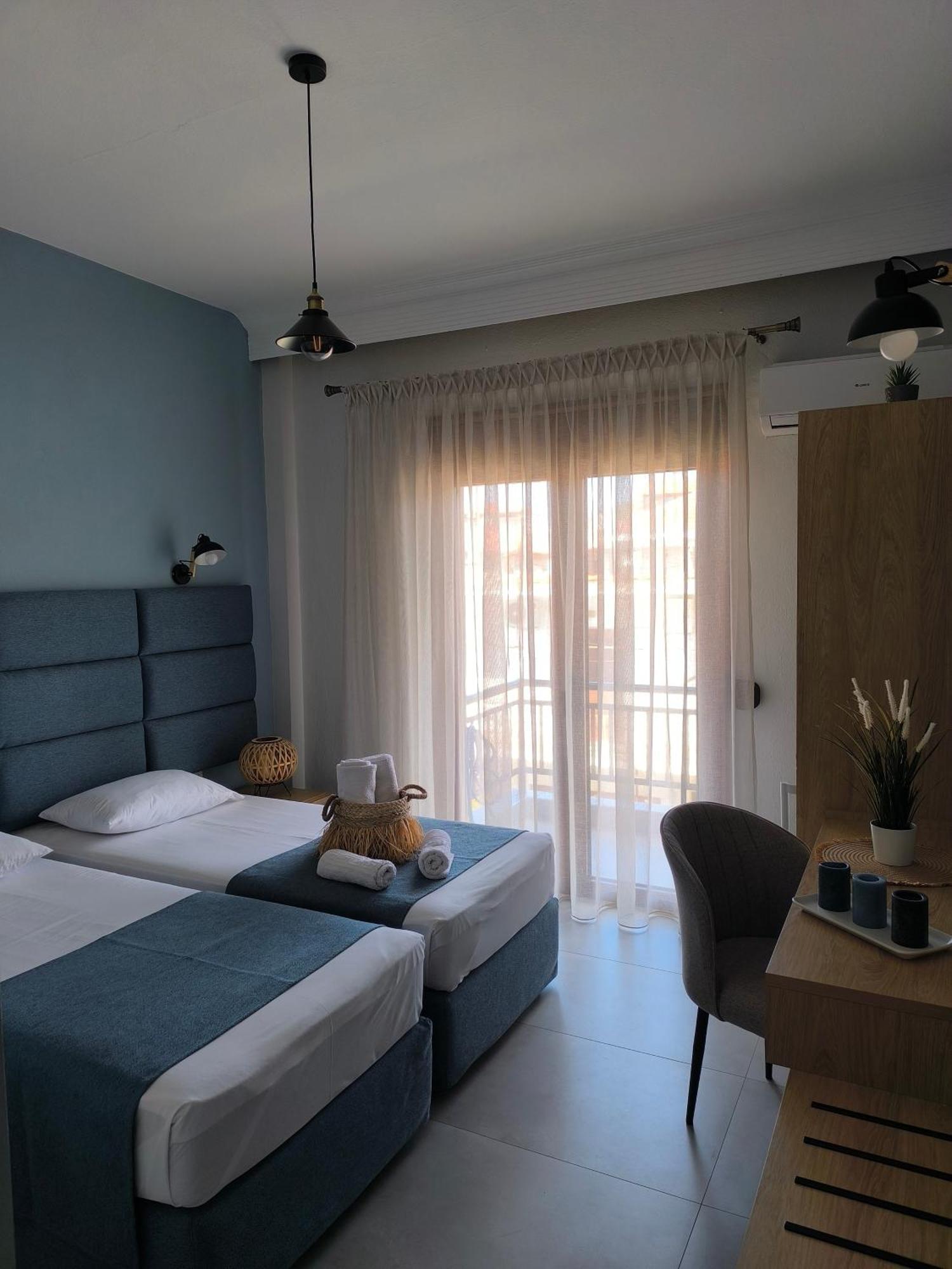 Maria Rooms To Let Ouranoupoli Eksteriør bilde