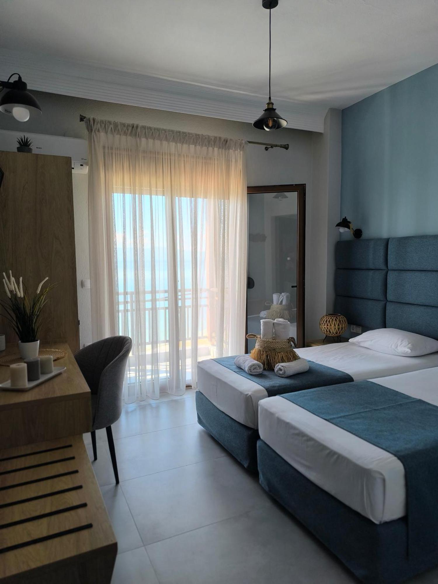 Maria Rooms To Let Ouranoupoli Eksteriør bilde